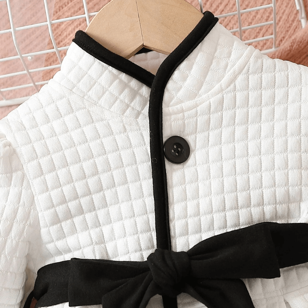 Casaco Térmico Infantil Feminino com Cinto - Preto e Branco