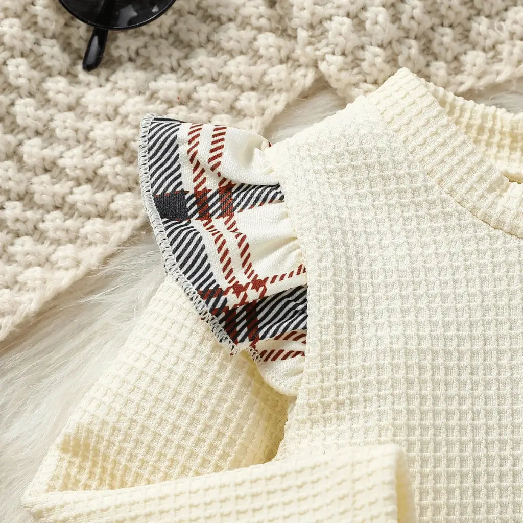 Conjunto bebê menina body creme manga longa detalhe babado xadrez