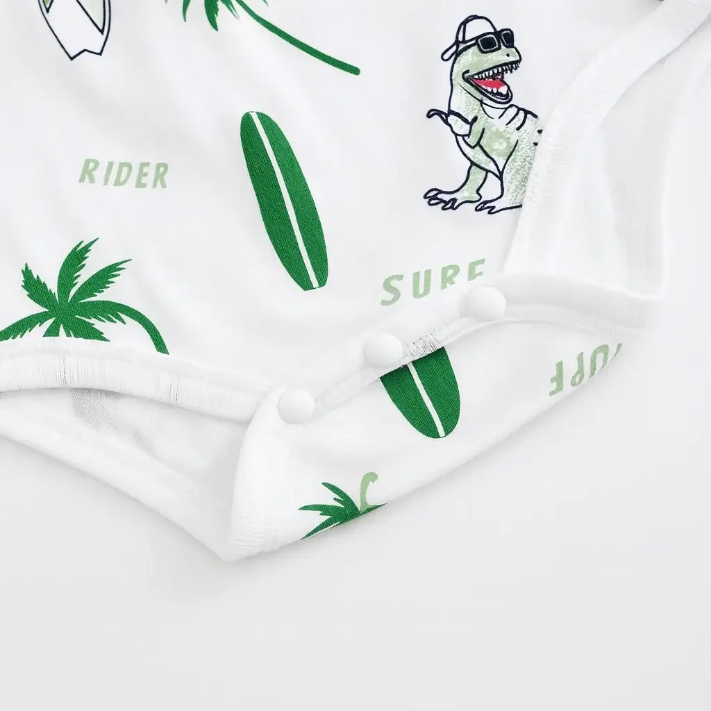 Conjunto infantil masculino Dino Baby com macacão polo estampado de dinossauro e short verde de algodão, confortável e leve para bebês de 0 a 18 meses - Baby Hello