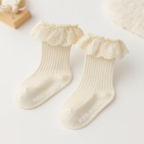 meias-infantis-femininas-com-renda-branca-bebe-ate-3-anos