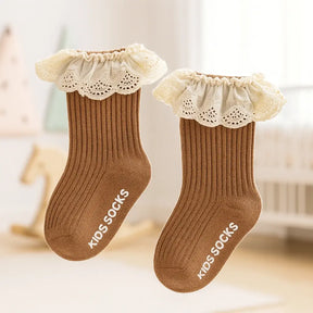 meias-infantis-femininas-com-renda-marrom-bebe-algodao-macio