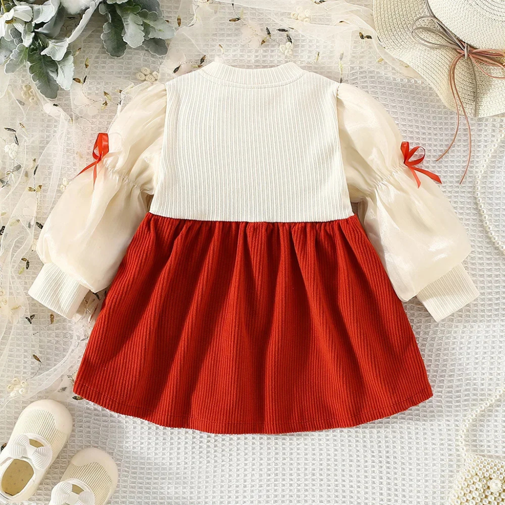 Vestido Infantil com Suspensório – Manga Longa Coração